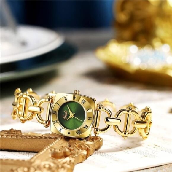 Luxury Fashion Watch Square Gold Quartz Watch Carved Roman Numerals Logo main image 5